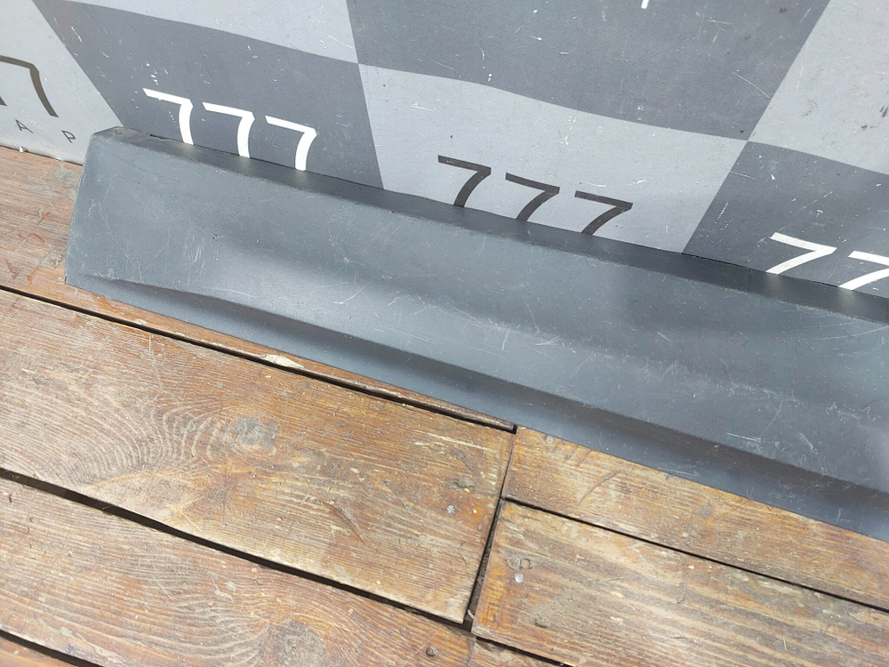 Накладка двери передней правой Skoda Kodiaq 16-нв Б/У Оригинал 565854940