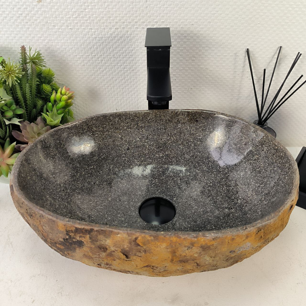 Раковина из речного камня RS-65071 44*33*16 0861