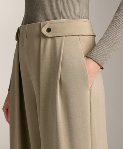 OYSHO Брюки с широкими штанинами и складками на поясе, бежево-зеленый