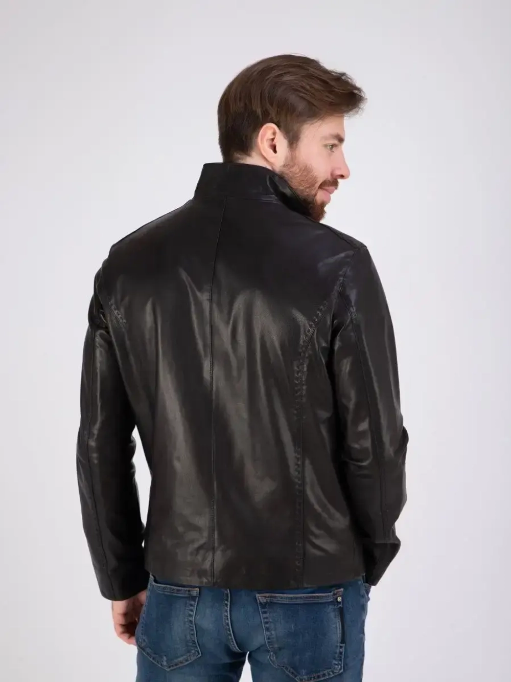 Кожаная куртка демисезонная