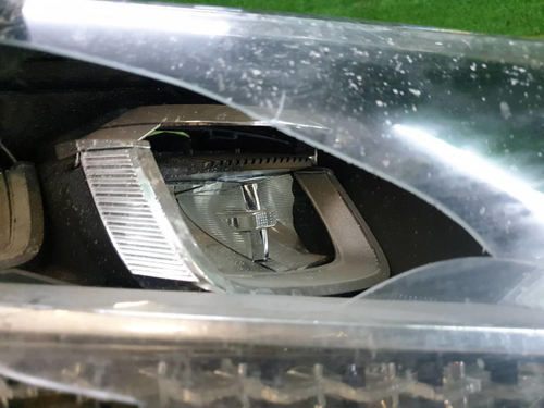 Битая Фара правая VW Passat B8 (2014-2020) LED