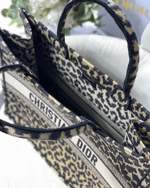 Christian Dior Book Tote 42 cm