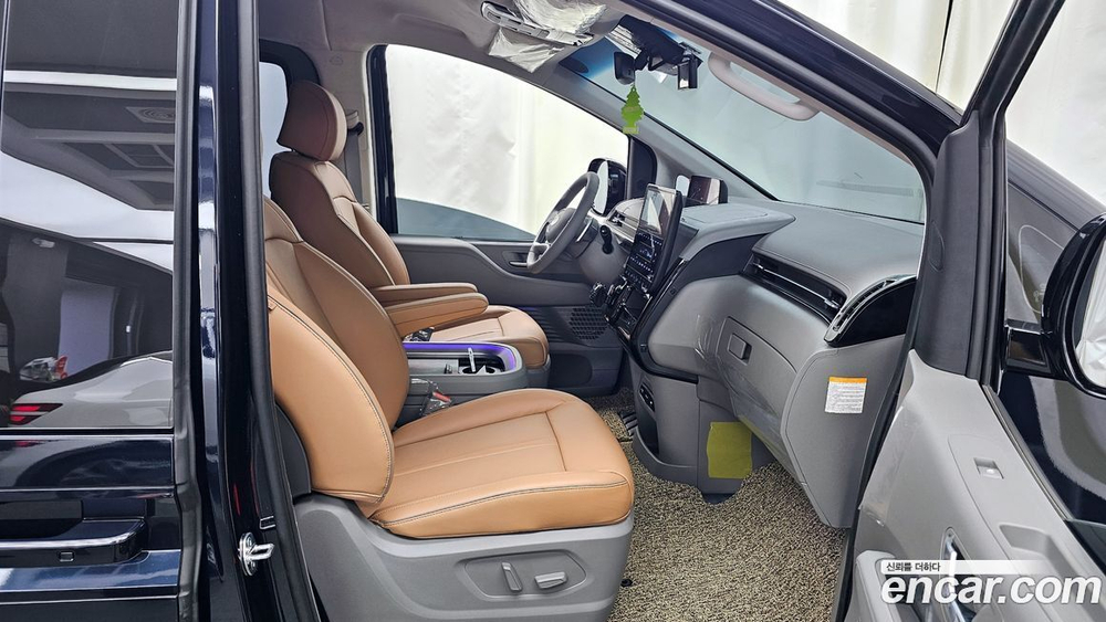 Hyundai Staria HEV 1.6 Lounge 7-и местный (04.2024)