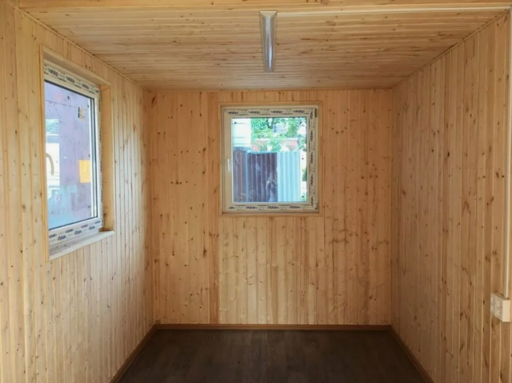 Металлический блок контейнер 4х2,5м