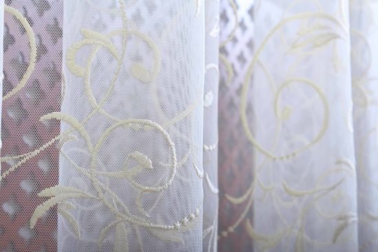 Микросетка с вышивкой Вензель-2 (кремовый)