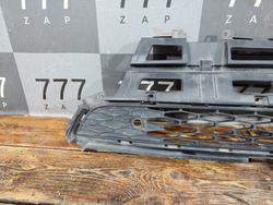 Решетка переднего бампера Kia Mohave (HM) 16-20 Б/У Оригинал 865612J710