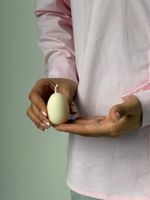 Свеча JIWA натуральная формовая "Egg"-белая