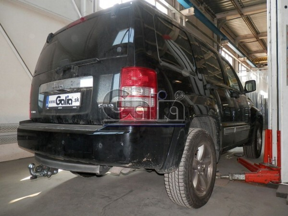 Фаркоп оцинкованный Galia J009A для Jeep Cherokee 2007-2013, Dodge Nitro 2007-2012(паспорт и сертификат в комплекте)(без электрики)