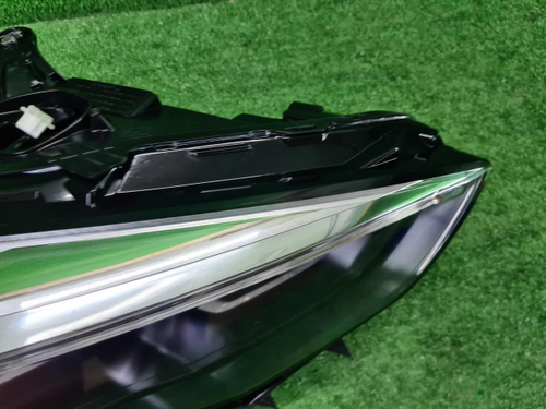 Фара правая BMW 2er F44 (2019-н.в.) LED