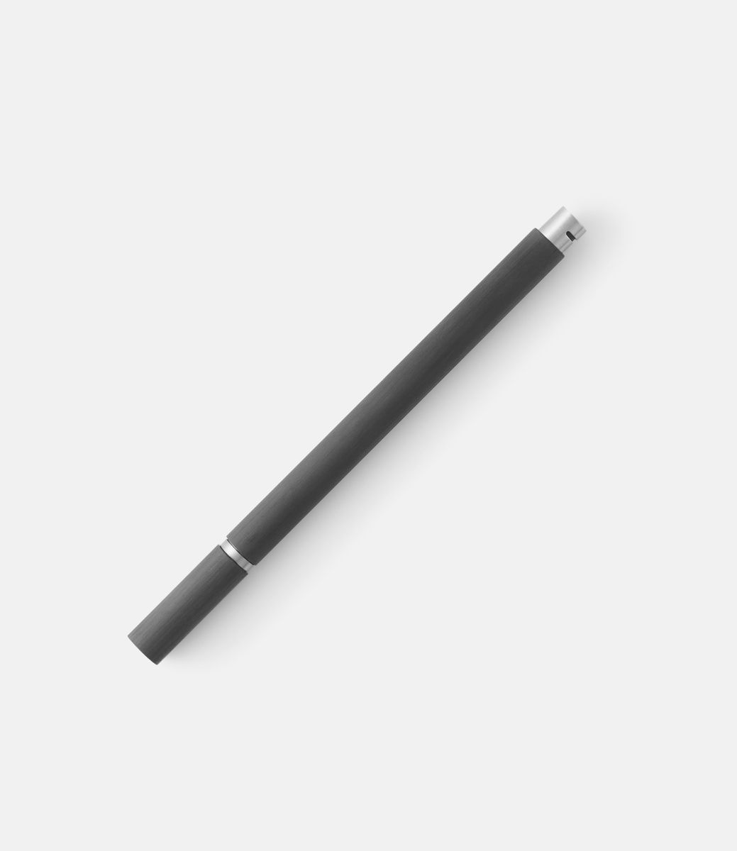 6000 FP Carbon U — перьевая ручка из карбона