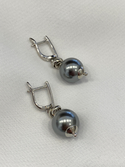 Серьги Ренессанс круглый серый жемчуг 1,2 см, оттенок золото