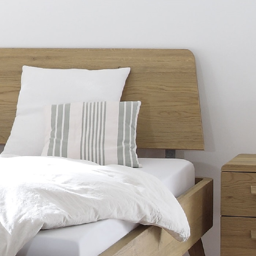 Кровать из массива дуба Lugos'Art One