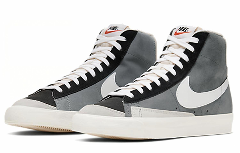 Кроссовки Nike Blazer