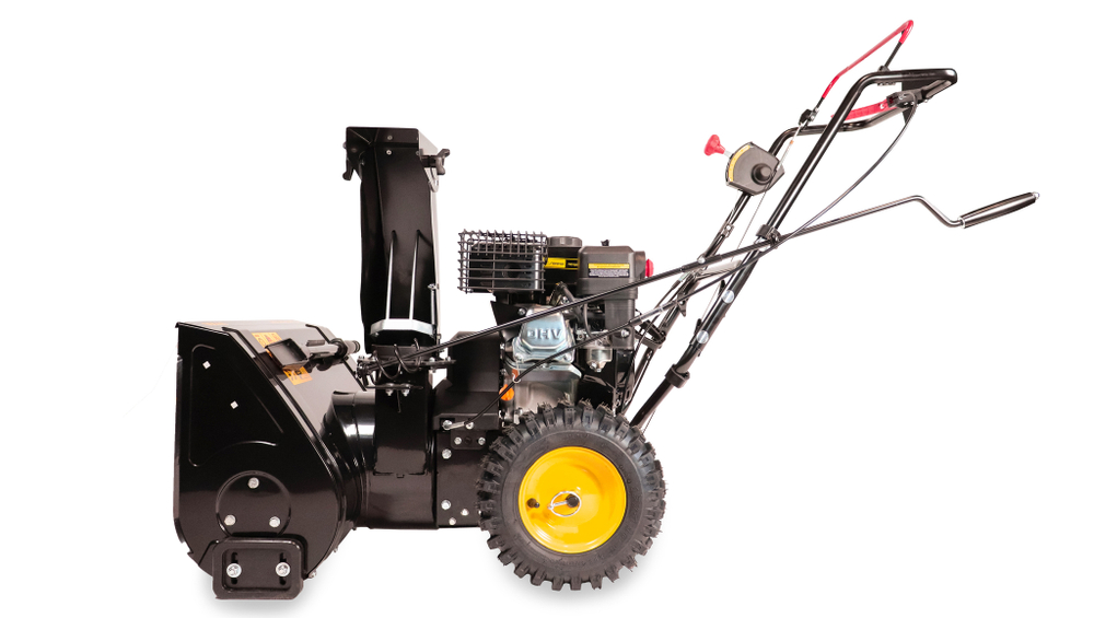 Снегоуборочная машина Champion ST556 (G160H 4такт, 5,5л.с, 56см, 62кг) руч.пуск