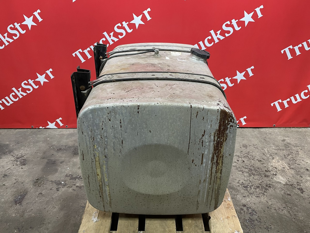 Бак топливный 370L 2017г