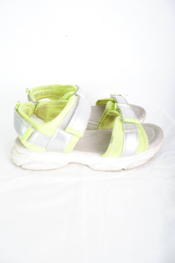 Сандалии Futurino яркие, 36 размер