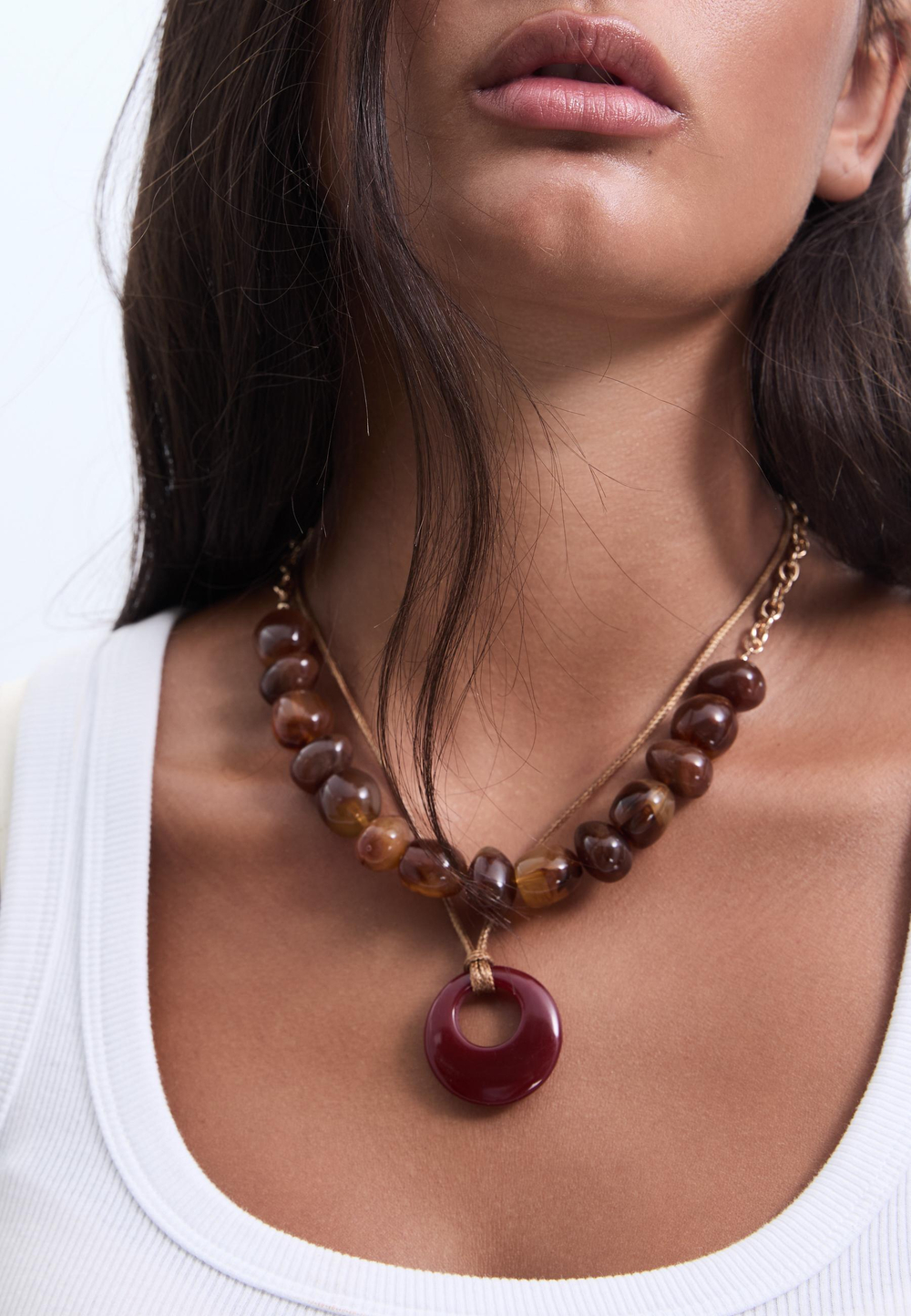 STRADIVARIUS Комплект из 2 ожерелий, горчичный