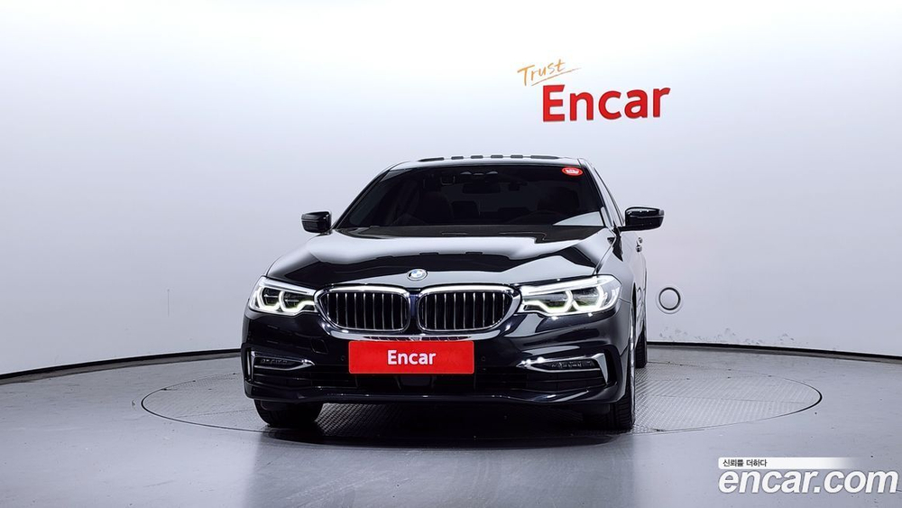 BMW 5 Series (G30) 520d Luxury Plus (08.2019)
