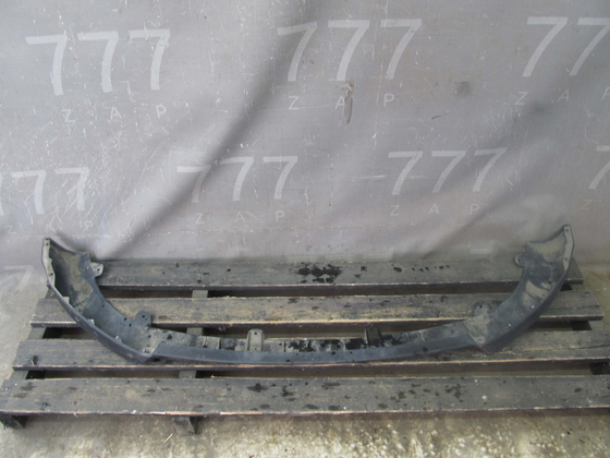 Накладка переднего бампера Hyundai ix35 (LM)  Б/У Оригинал 865122Y000