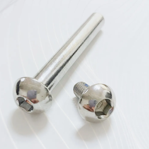 Ось колёсная для самоката 8мм, с болтом, длина 60мм (5)