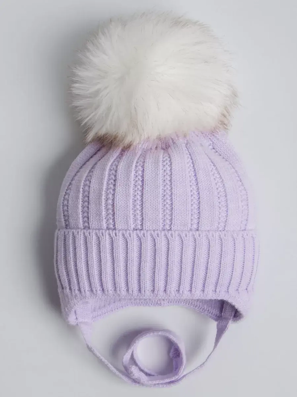 Шапка зимняя вязаная с помпоном