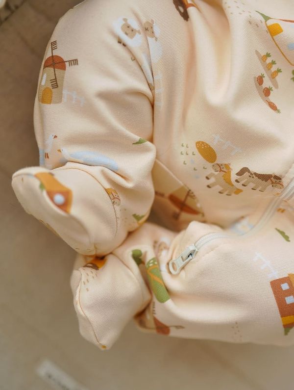 Комбинезон облегченный с закрытой ножкой 