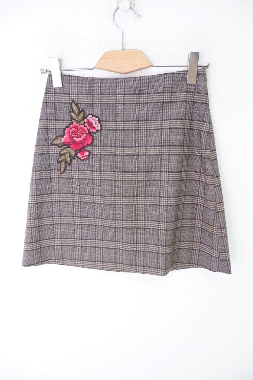 Юбка O'stin с аппликацией 42 размер