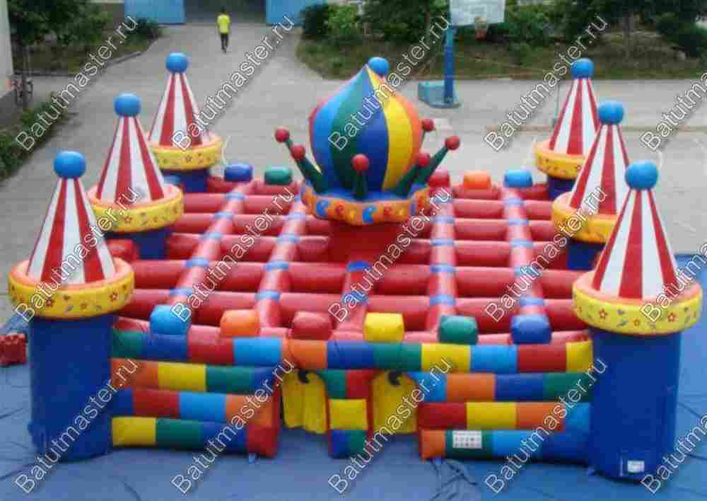 Надувной лабиринт "Циркачи", 10*10*3 м