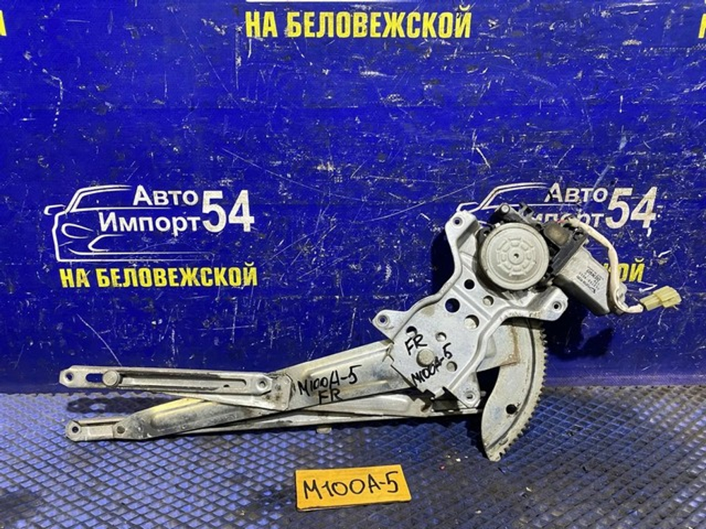 Стеклоподъемник передний правый TOYOTA DUET 1998-2000