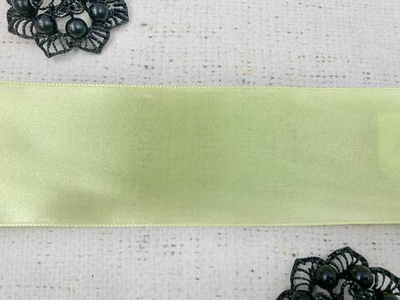 Лента атласная, ш. 5 см, светло-жёлтый