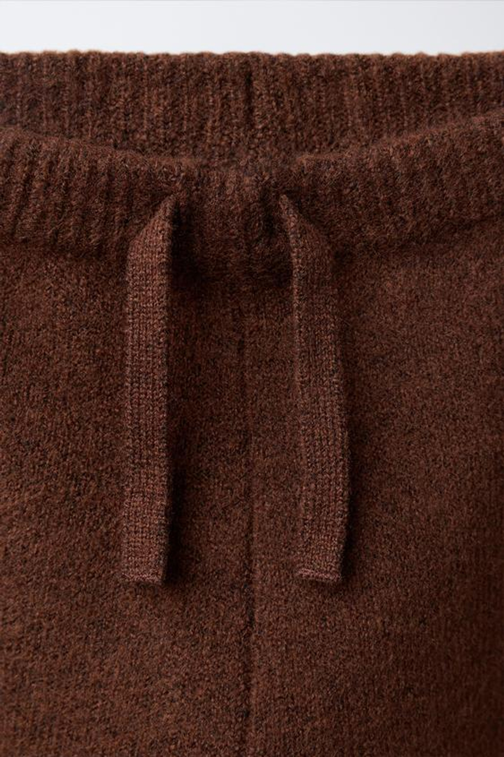 ZARA ТРИКОТАЖНЫЕ БРЮКИ-ДЖОГГЕРЫ С ВЫШИТЫМ УТЕНКОМ, КОРИЧНЕВЫЙ