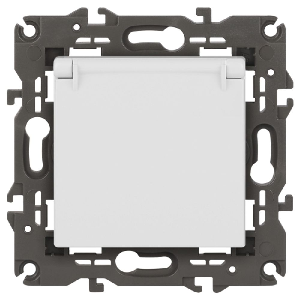 Розетка ЭРА Elegance 14-2103-01М 2P+E Schuko со шторками с крышкой, 16А-250В, белый матовый