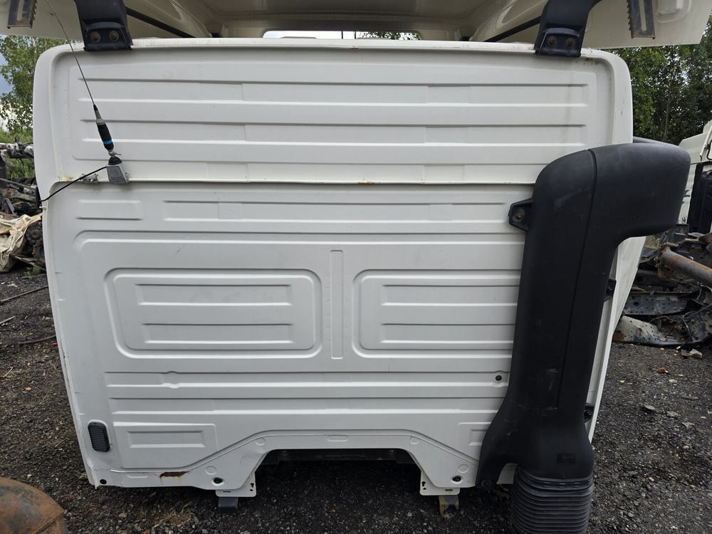 Каркас кабины левая часть 2018г.