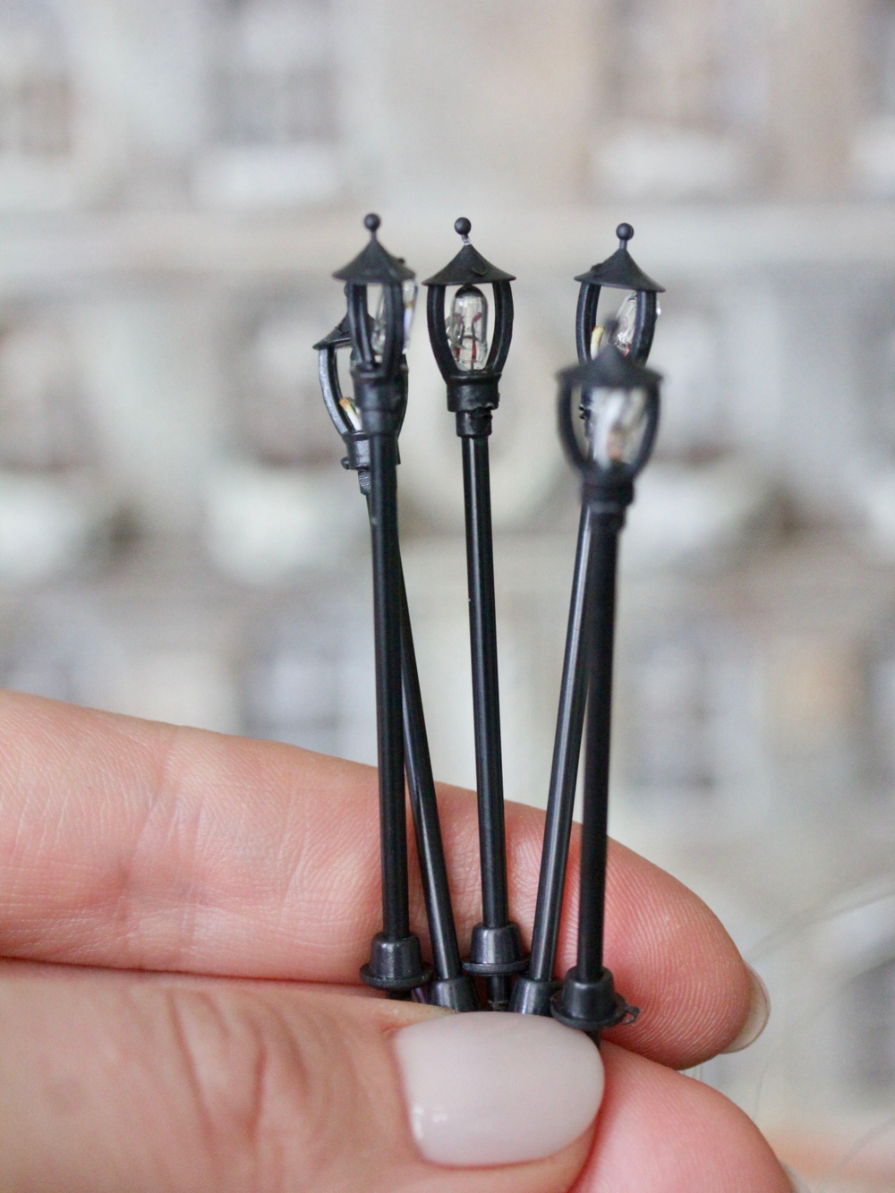 Фонари уличные миниатюрный для макетов "Классический" (63 мм; 5 штук) / мини фонари для парков и железных дорог