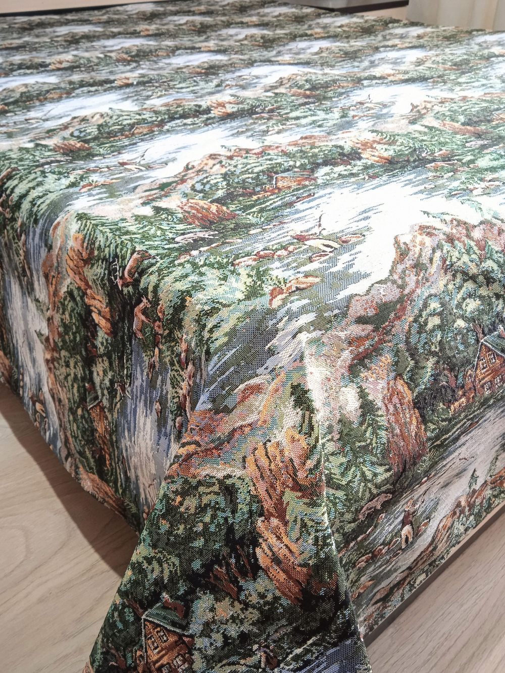 Покрывало гобеленовое Горная река евро (240х200)