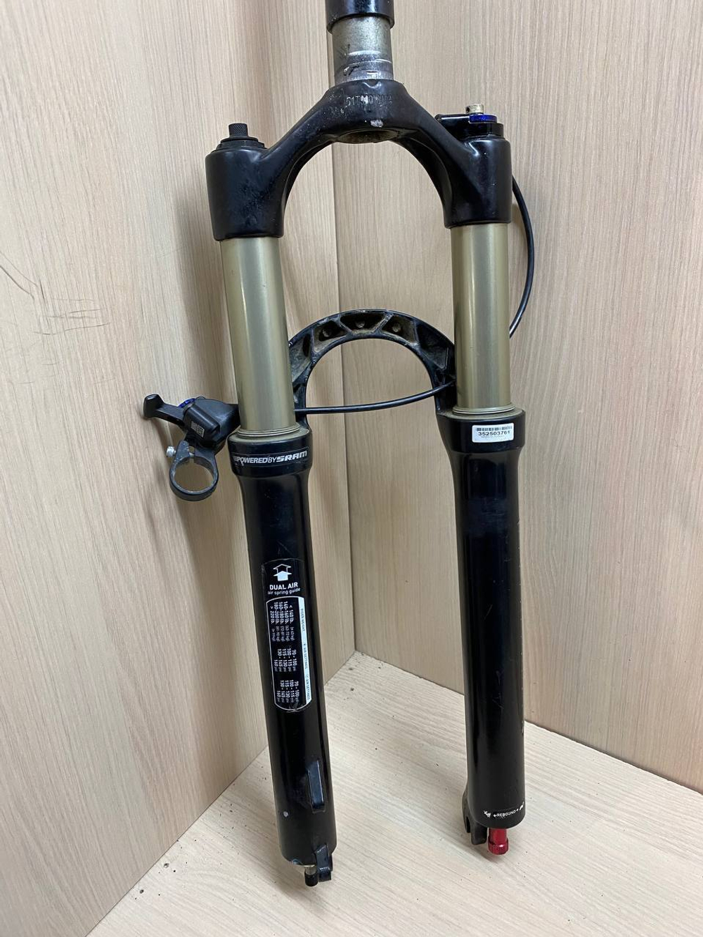 Вилка для велосипеда Rock Shox Reba Race 26