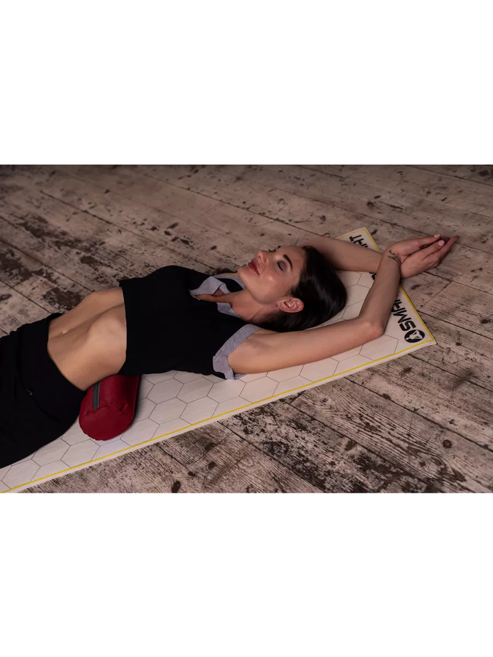 Валик из гречихи с хлопковым чехлом 40х10см