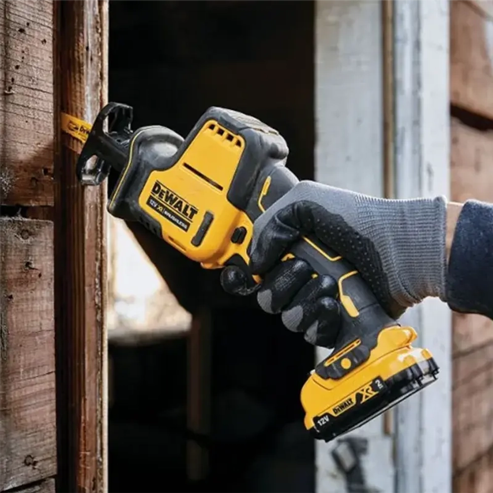 DeWalt DCS312NT аккумуляторная сабельная пила (без АКБ и ЗУ) DCS312NT-XJ