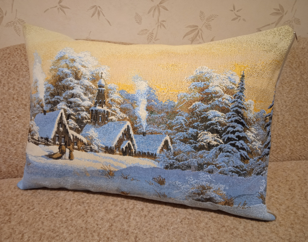 Декоративная гобеленовая наволочка для интерьерной подушки Зима 68х47