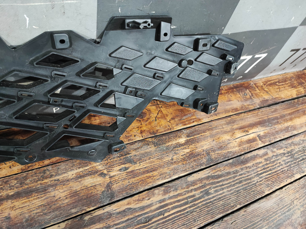 Решетка переднего бампера Exeed LX 23-нв Б/У Оригинал 602002989AA