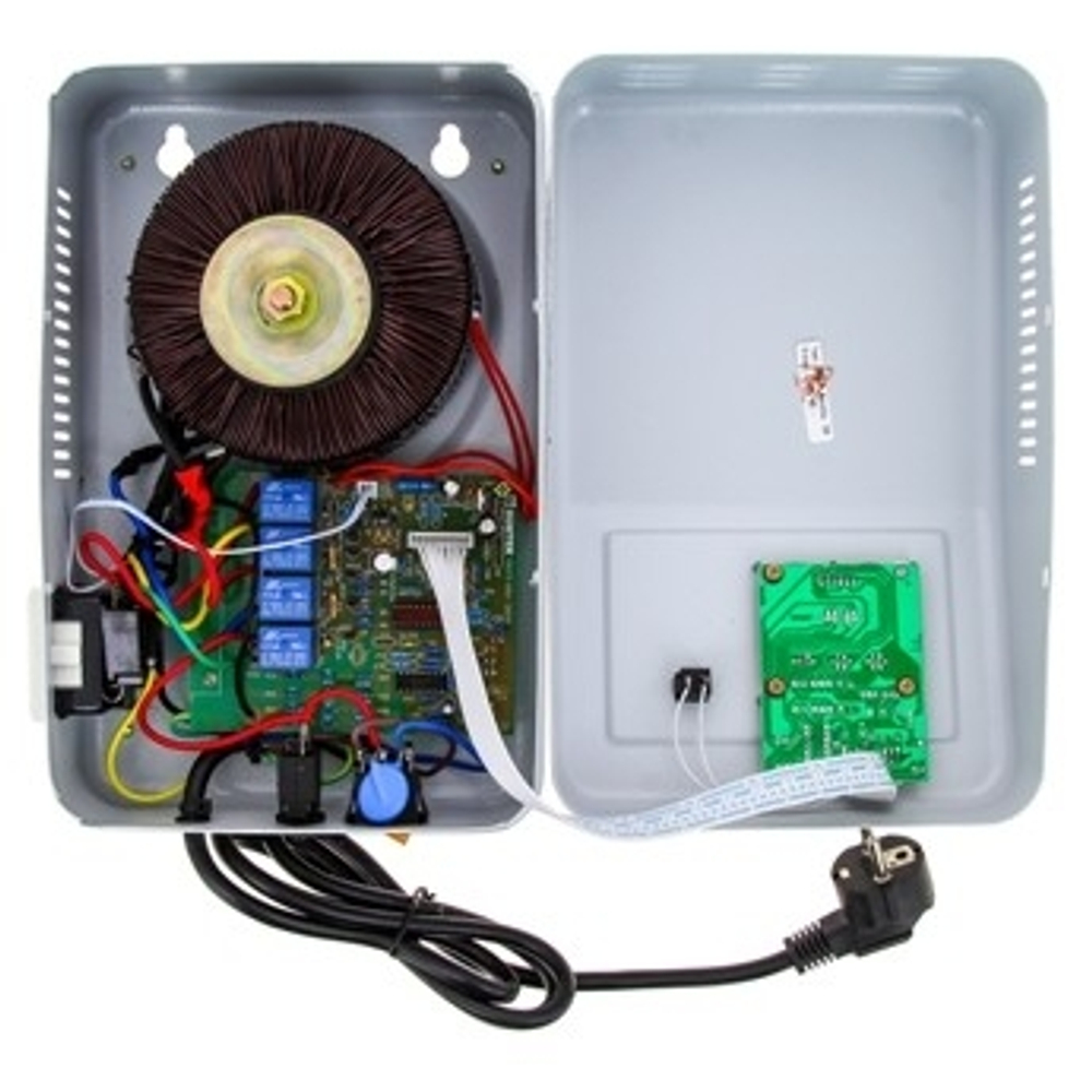 Стабилизатор напряжения SUNTEK СНЭТ 1500 ВА