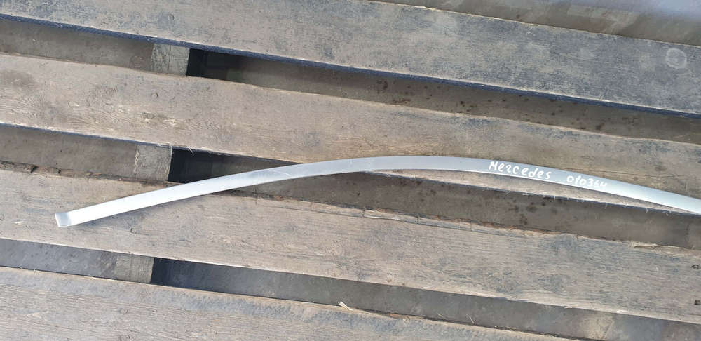 Молдинг двери передней правой Mercedes S (W222) 13-20 Б/У Оригинал A2226989600