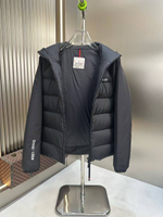 Пуховик Moncler