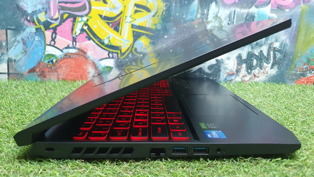 Игровой Acer i5-11/16Gb/RTX 3050 Ti 4 ГБ/144Hz/Nitro AN515-57-541H NH. QESER.008/Windows 11