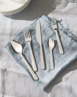 Alessi - Лопатка для теста Амичи / артикул   BG02/15  / GTIN 8003299423156