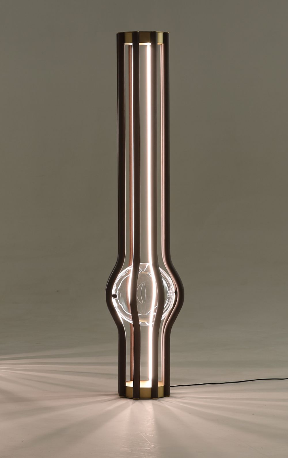 Напольный светильник MJ60911F/B nut-brown