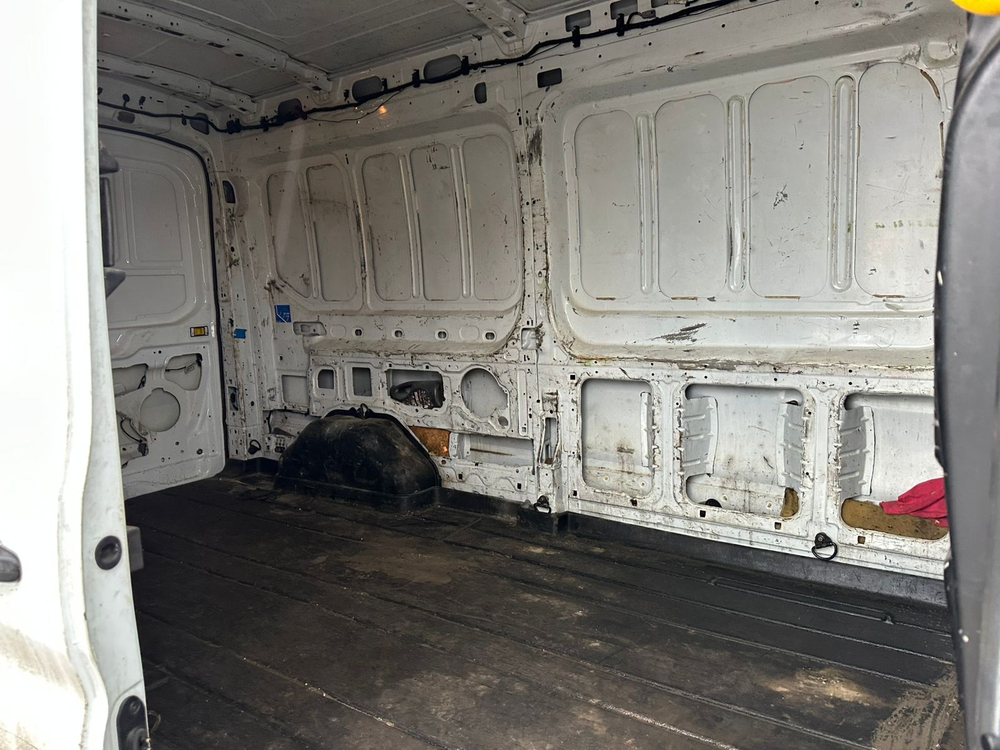 Ford TRANSIT Микроавтобус Van Base 350 LWB FWD (Цельнометаллический, Дизельный, 2,2 л, 125 л.с. МТ)