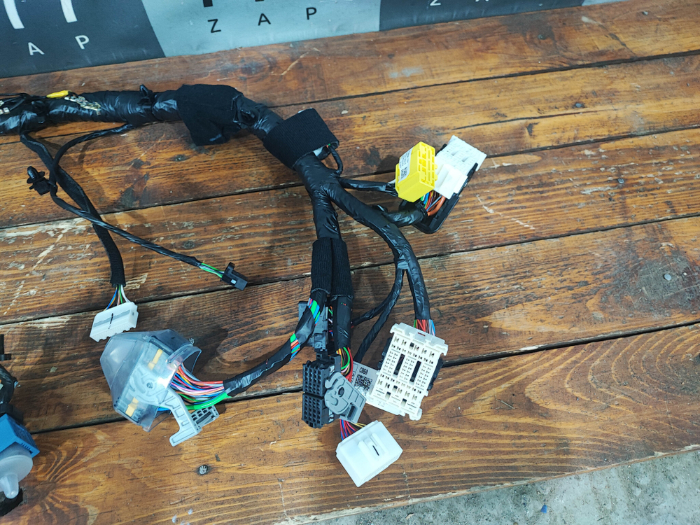 Проводка торпедо Kia Rio 4 X 20-нв Новая Оригинал 91300H0060