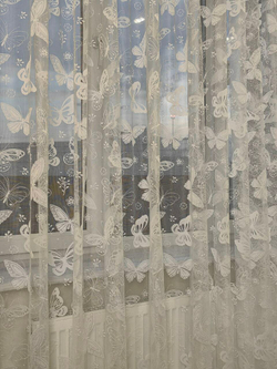 Тюль INVA жаккард с рельефным рисунком "Бабочки" 240х300/белый