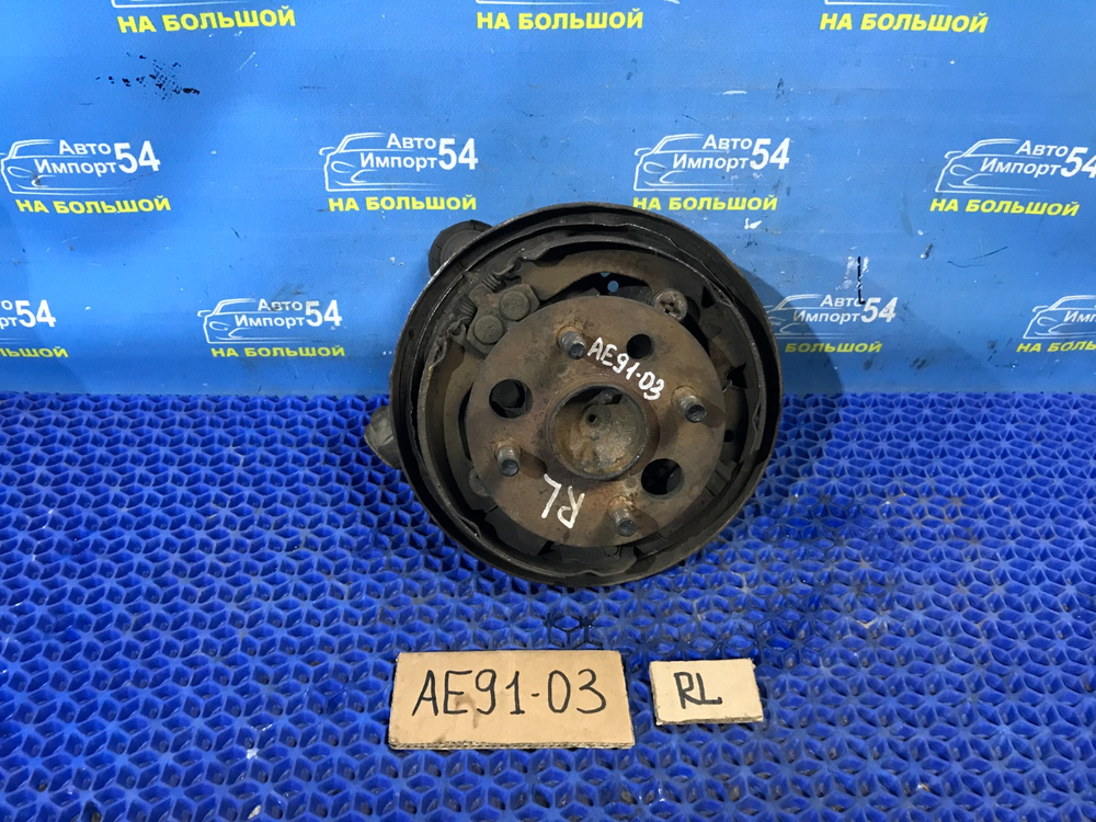 Ступица задняя левая TOYOTA SPRINTER 1990